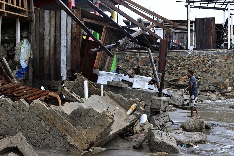mexico_dalila_tormenta La tormenta Dalila deja daños en Acapulco y avanza con fuerza sobre el Pacífico mexicano