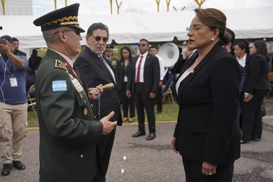 obj_20250627t204546s0006i_1_1_1_15_3_1 Honduras Castro