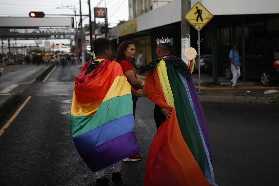 obj_20250629t011456s0005i_1_1_1_15_3_1 La población LGBTI en Latinoamérica celebra la marcha del orgullo exigiendo respeto por sus derechos