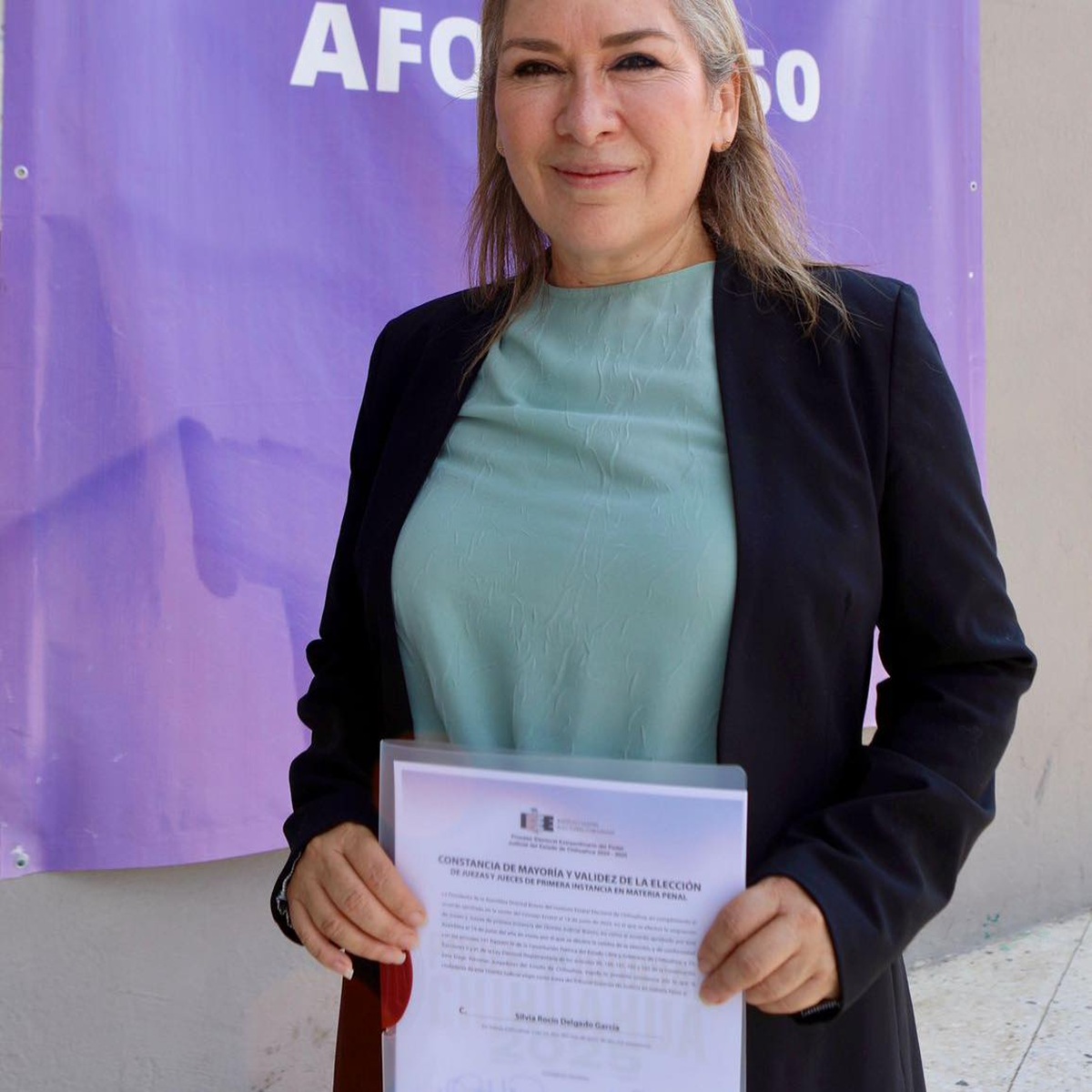 silvia-rocio-delgado-garcia-exabogada-de-el-chapo-recibe-la-constancia-de-mayoria-como-jueza-penal-de-chihuahua Exabogada de 'el Chapo' recibe constancia como jueza electa en Chihuahua - silvia-rocio-delgado-garcia-exabogada-de-el-chapo-recibe-la-constancia-de-mayoria-como-jueza-penal-de-chihuahua