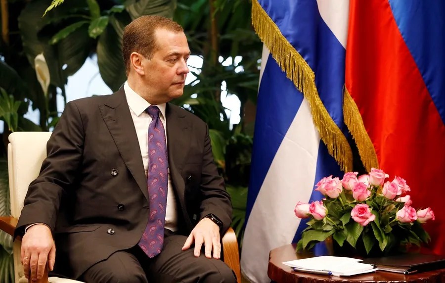 trump-nuclear2 Trump eleva el tono y advierte a Medvedev sobre usar "a la ligera" la palabra 'nuclear'