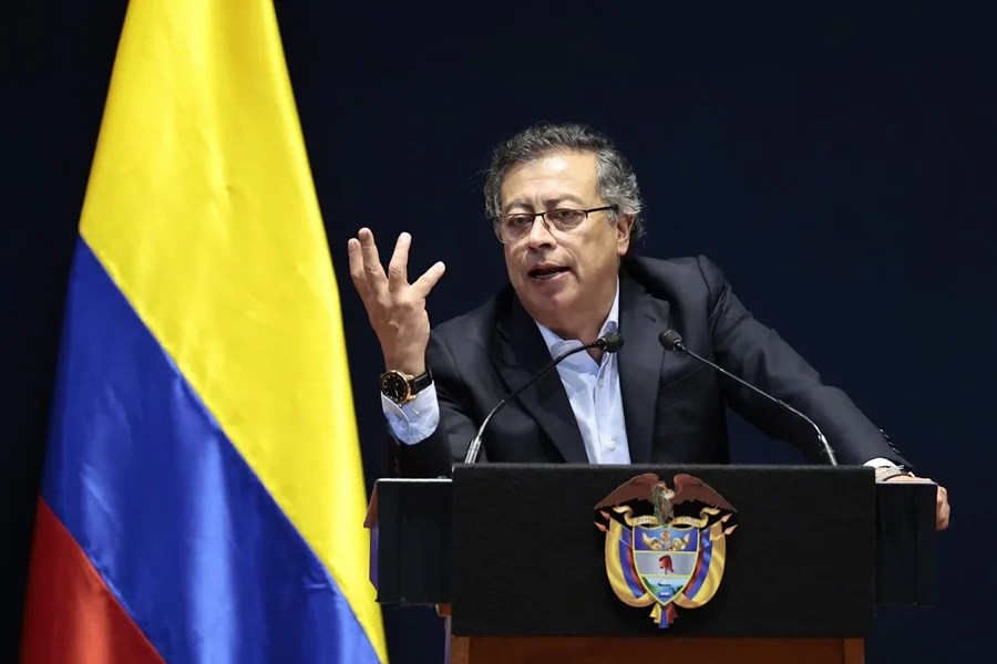 petro-golpe2 Petro vuelve a denunciar un golpe en su contra y demanda penalmente a su excanciller