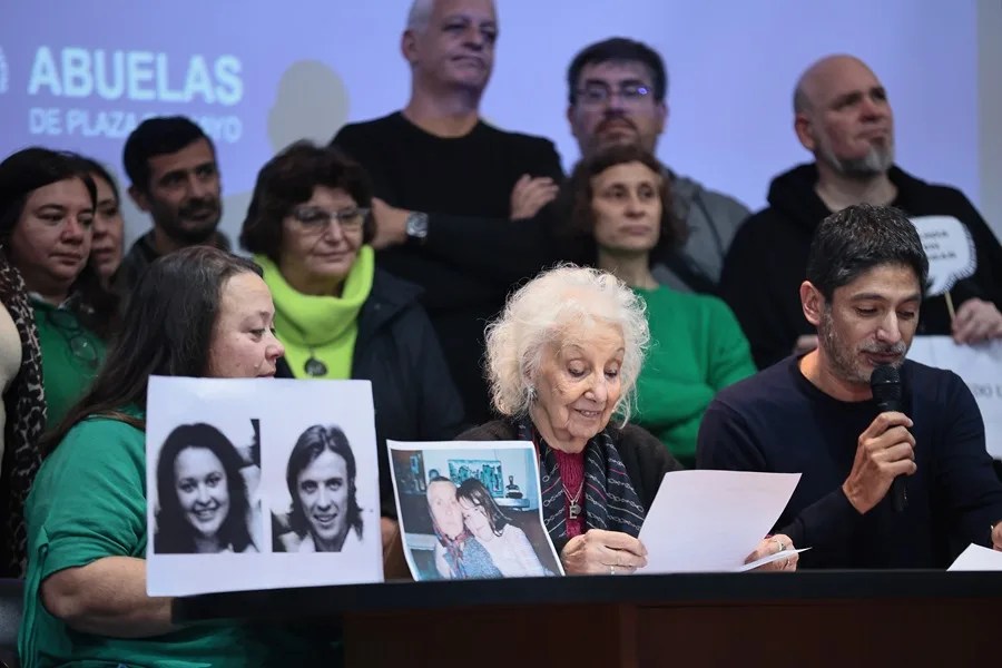 rueda_prensa_abuelas_plaza-de_mayo La asociación Abuelas de Plaza de Mayo encuentra al nieto 140 en Argentina: “Es el éxito de 47 años de lucha”